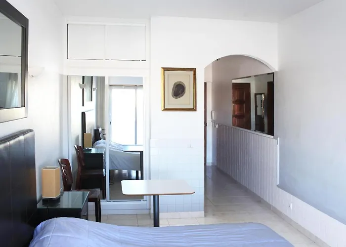 公寓 Main Avenue With Marina View Balcony *