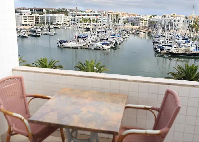 Main Avenue With Marina View Balcony 公寓