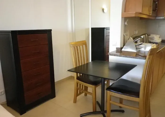 公寓 Main Avenue With Marina View Balcony 拉哥斯