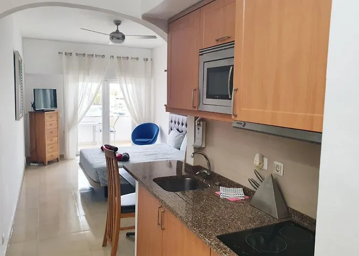 公寓 Main Avenue With Marina View Balcony