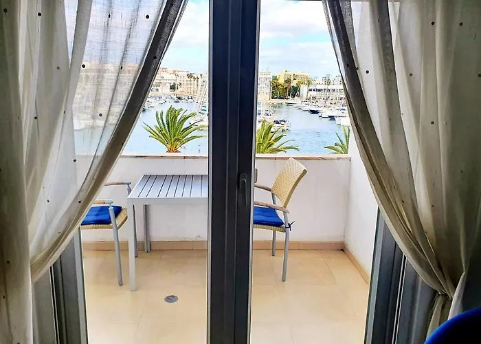 公寓 Main Avenue With Marina View Balcony *