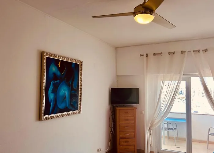 Main Avenue With Marina View Balcony *