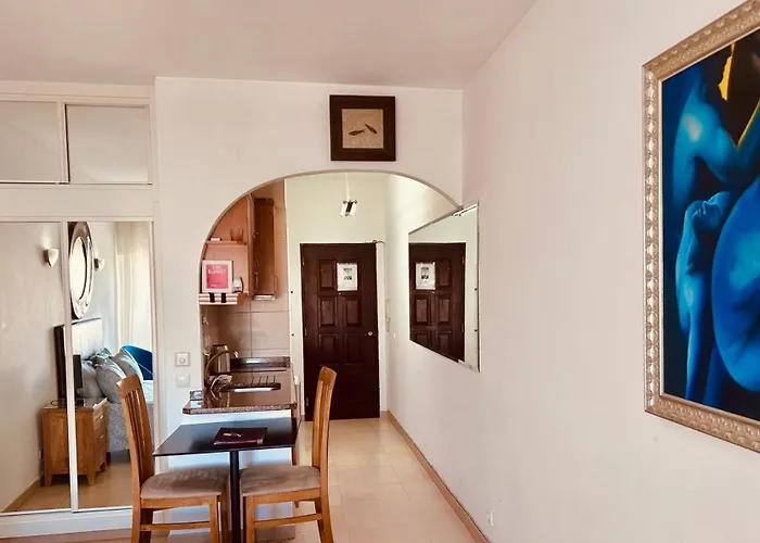 Main Avenue With Marina View Balcony *