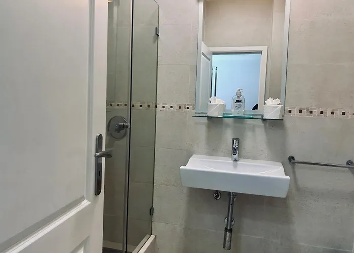 公寓 Main Avenue With Marina View Balcony 拉哥斯