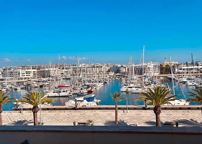 Main Avenue With Marina View Balcony *