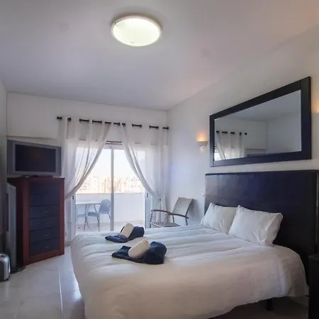 Apartment Main Avenue With Marina View Balcony Lagos