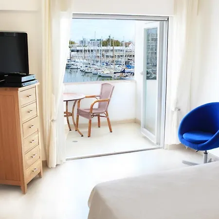 Main Avenue With Marina View Balcony Apartment *