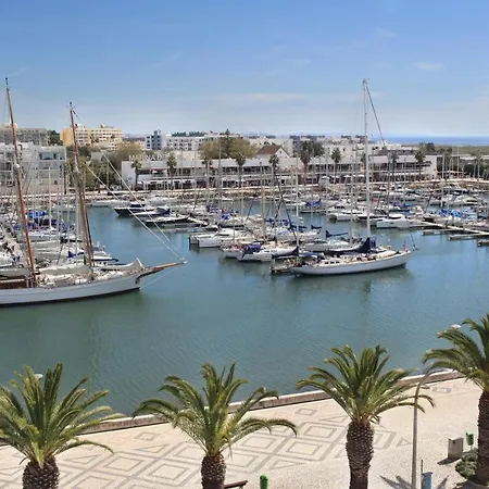 Apartment Main Avenue With Marina View Balcony