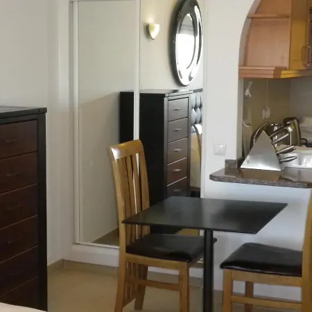 Apartment Main Avenue With Marina View Balcony