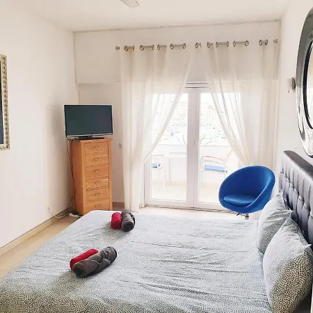 Main Avenue With Marina View Balcony *