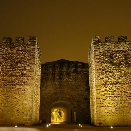 Main Avenue With Marina View Balcony