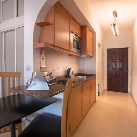 شقة Main Avenue With Marina View Balcony *