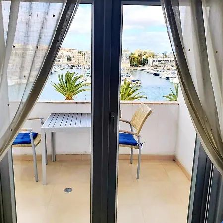 Appartement Main Avenue With Marina View Balcony *