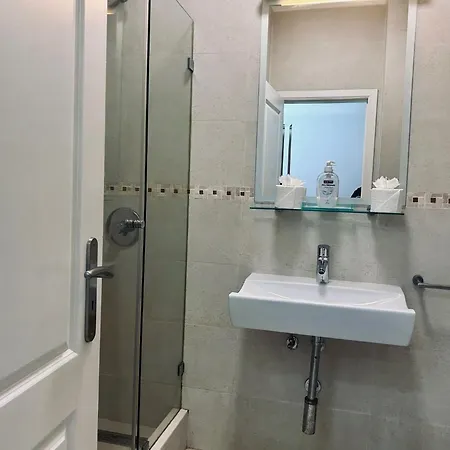 Appartement Main Avenue With Marina View Balcony Lagos